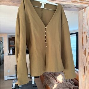 H&M Olive Button-Up V-Neck cardigan Women's Top size large